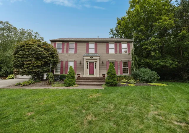 Photo 2 of Single family home for sale at 9494 Timberbank Cir Nw, Pickerington, OH 43147 | MLS# 226034624 | Listing updated on 2026-10-07