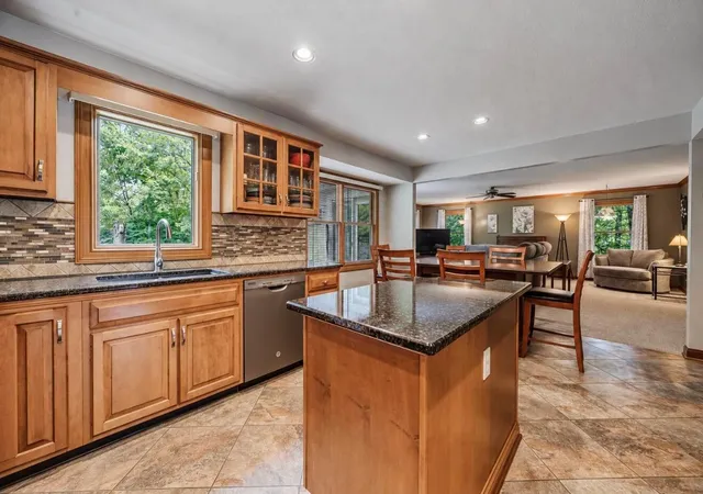 Photo 4 of Single family home for sale at 9494 Timberbank Cir, Pickerington, OH 43147 | MLS# 226034624 | Listing updated on 2026-10-27