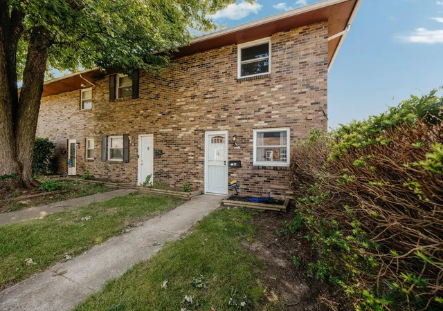 Photo 3 of Condo for sale at 1226 Woodbrook Cir #A, Columbus, OH 43223 | MLS# 226034280 | Listing updated on 2026-10-06