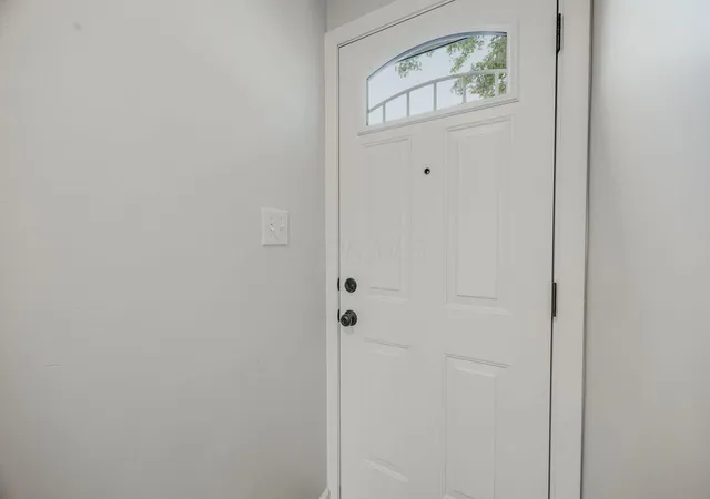 Photo 4 of Condo for sale at 1226 Woodbrook Cir #A, Columbus, OH 43223 | MLS# 226034280 | Listing updated on 2026-10-06