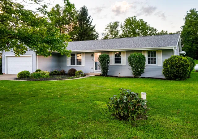 Photo 3 of Single family home for sale at 32 Buckhorn Ct, Urbana, OH 43078 | MLS# 226034386 | Listing updated on 2026-10-07