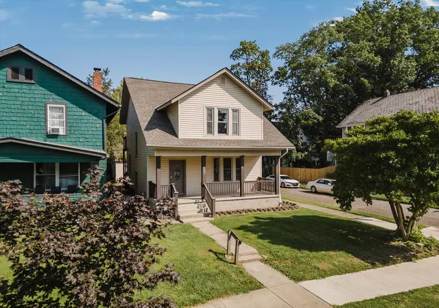 Photo 1 of Single family home for sale at 430 Clinton St, Columbus, OH 43202 | MLS# 226034633 | Listing updated on 2026-10-01