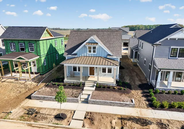 Single family home for sale at 5123 W Maple Dr, Lewis Center, OH 43035 | MLS# 226034115