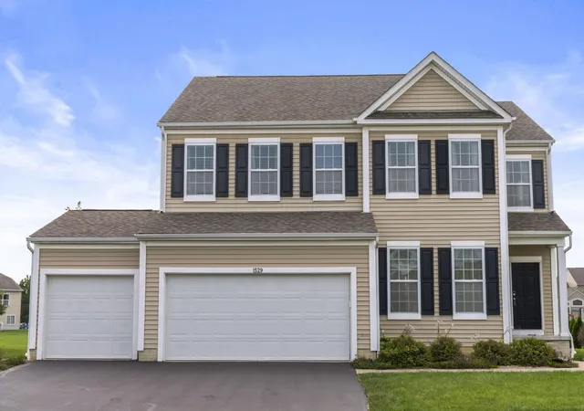 Photo 1 of Single family home for sale at 1529 Horizon Dr, Marysville, OH 43040 | MLS# 226034178 | Listing updated on 2026-09-15
