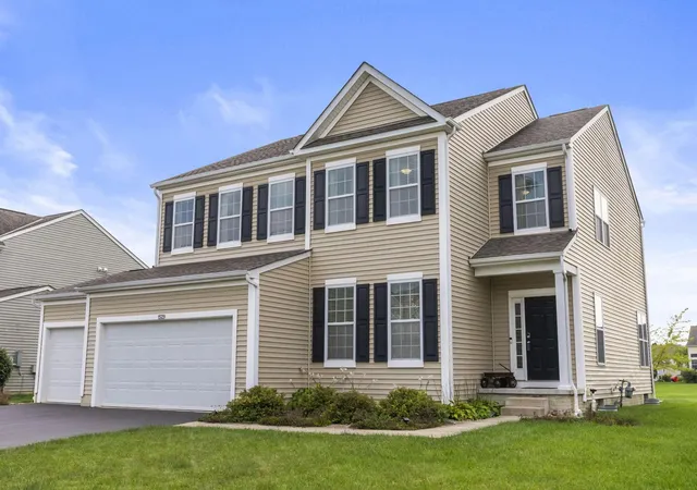 Photo 2 of Single family home for sale at 1529 Horizon Dr, Marysville, OH 43040 | MLS# 226034178 | Listing updated on 2026-09-15