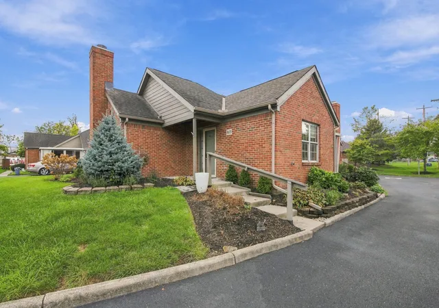 Photo 3 of Condo for sale at 3613 Hunters Xing Dr, Grove City, OH 43123 | MLS# 226034192 | Listing updated on 2026-10-09