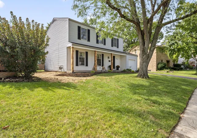 Photo 3 of Single family home for sale at 6909 Ardelle Dr, Reynoldsburg, OH 43068 | MLS# 226034085 | Listing updated on 2026-09-15