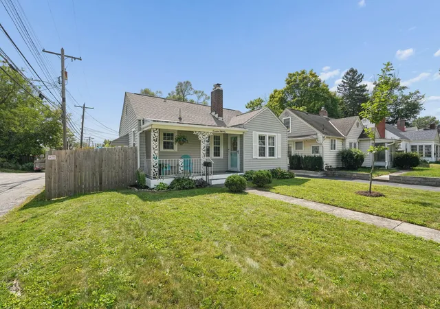 Photo 3 of Single family home for sale at 1759 Weldon Ave, Columbus, OH 43224 | MLS# 226034201 | Listing updated on 2026-09-17