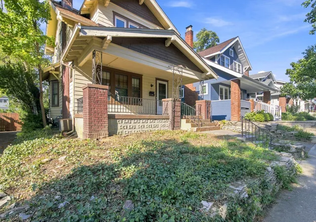 Photo 2 of Single family home for sale at 70 E Pacemont Rd, Columbus, OH 43202 | MLS# 226034100 | Listing updated on 2026-09-08
