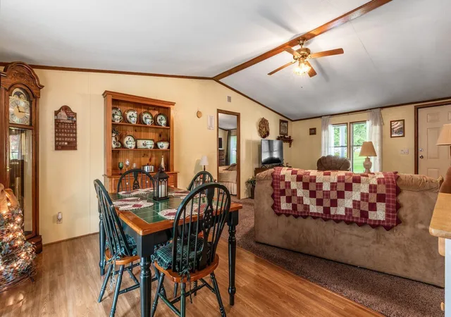 Photo 3 of Single family home for sale at 3805 Greengold Dr, Zanesville, OH 43701 | MLS# 226034519 | Listing updated on 2026-10-03