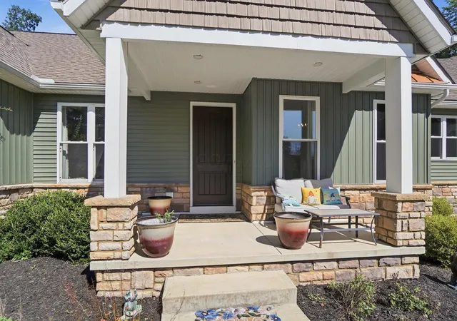 Photo 1 of Single family home for sale at 10913 Mount Hope Rd, Thornville, OH 43076 | MLS# 226034281 | Listing updated on 2026-10-07