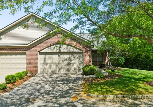 Photo 1 of Condo for sale at 5554 Brighton Hl Ln, Dublin, OH 43016 | MLS# 226034240 | Listing updated on 2026-09-15