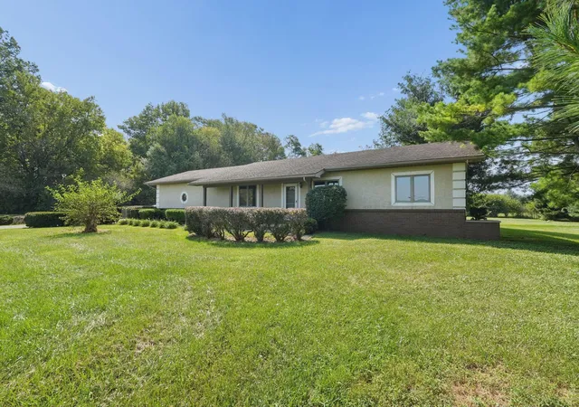 Photo 3 of Single family home for sale at 4559 Hayes Rd, Groveport, OH 43125 | MLS# 226034580 | Listing updated on 2026-09-20