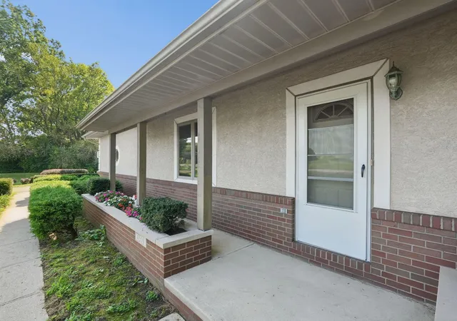 Photo 4 of Single family home for sale at 4559 Hayes Rd, Groveport, OH 43125 | MLS# 226034580 | Listing updated on 2026-09-20