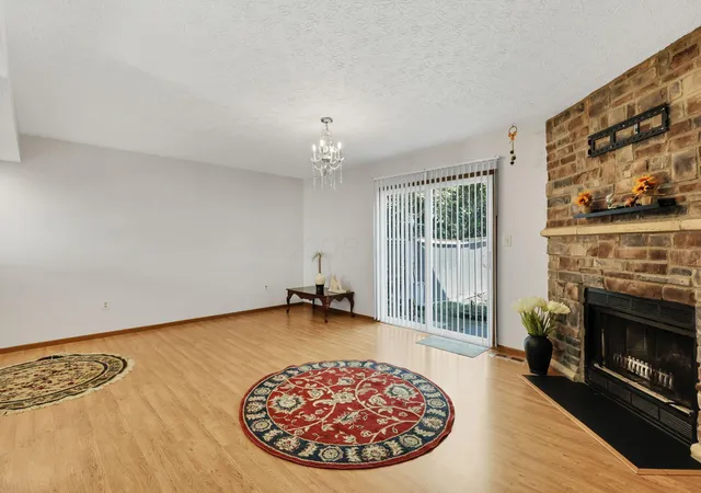 Photo 4 of Condo for sale at 758 Crofton Cir, Reynoldsburg, OH 43068 | MLS# 226034163 | Listing updated on 2026-09-14