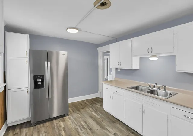 Photo 4 of Single family home for sale at 645 E Mulberry St, Lancaster, OH 43130 | MLS# 226034455 | Listing updated on 2026-09-10