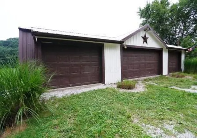 Photo 2 of Single family home for sale at 1071 Allgyer Rd Se, Gnadenhutten, OH 44629 | MLS# 226034245 | Listing updated on 2026-09-09