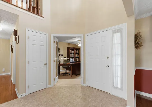Photo 4 of Single family home for sale at 3211 Royal Dornoch Cir, Delaware, OH 43015 | MLS# 226034442 | Listing updated on 2026-09-15