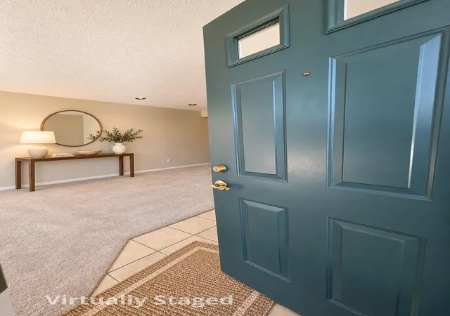 Photo 3 of Condo for sale at 4666 Wenham Park #28, Columbus, OH 43230 | MLS# 226034195 | Listing updated on 2026-10-31
