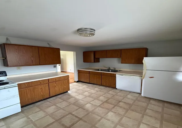 Photo 3 of Multi family home for sale at 1147 Eastfield Rd #1149, Worthington, OH 43085 | MLS# 226034429 | Listing updated on 2026-09-23