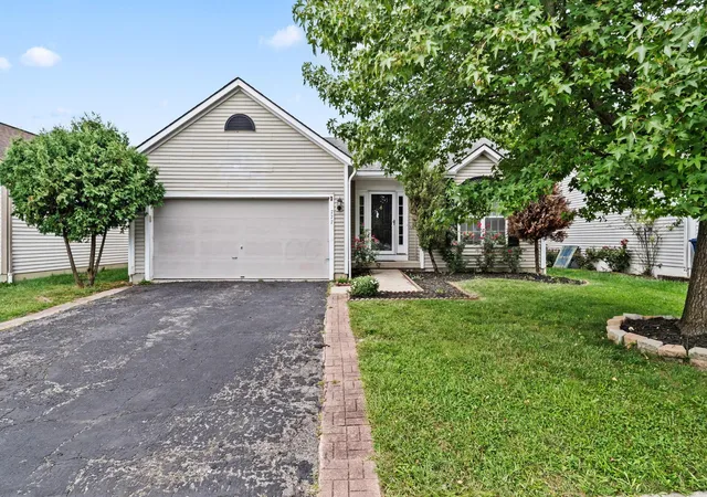 Photo 1 of Single family home for sale at 777 Wallinger Dr, Galloway, OH 43119 | MLS# 226034248 | Listing updated on 2026-09-15