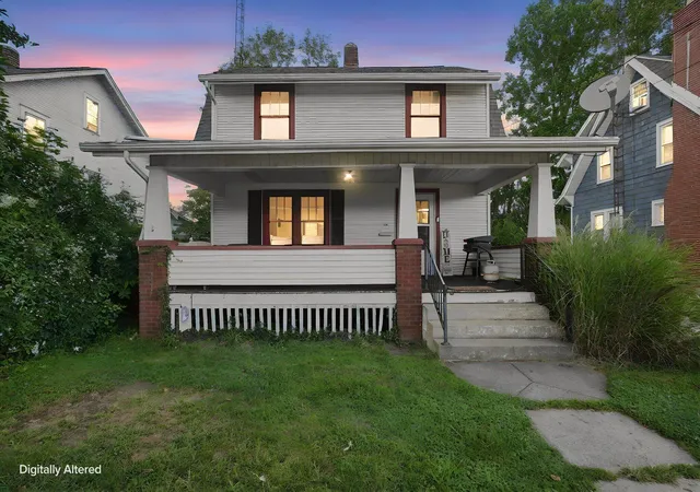 Photo 1 of Single family home for sale at 720 W Church St, Newark, OH 43055 | MLS# 226034244 | Listing updated on 2026-09-09