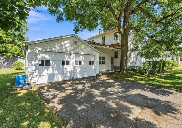 Photo 3 of Single family home for sale at 945 Uncapher Ave, Marion, OH 43302 | MLS# 226034246 | Listing updated on 2026-09-24