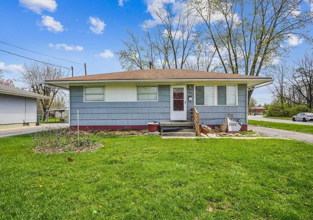 Photo 1 of Single family home for sale at 1880 Fairwood Ave, Columbus, OH 43207 | MLS# 226034654 | Listing updated on 2026-09-11