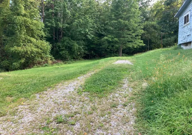 Photo 2 of Single family home for sale at 551 Fowler St, New Lexington, OH 43764 | MLS# 226035036 | Listing updated on 2026-09-14