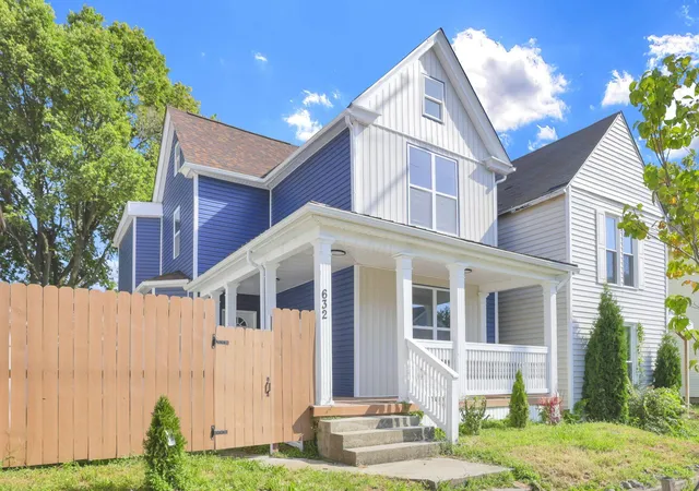 Photo 3 of Single family home for sale at 632 E 2nd Avenue, Columbus, OH 43201 | MLS# 226034297 | Listing updated on 2026-10-07