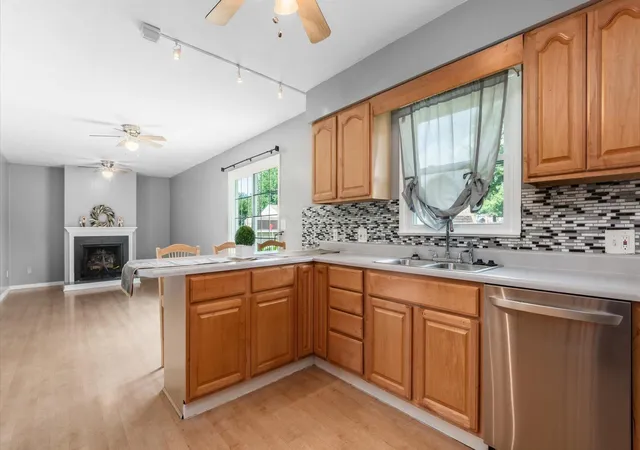 Photo 4 of Single family home for sale at 104 Gregory Dr, Newark, OH 43055 | MLS# 226034276 | Listing updated on 2026-10-02