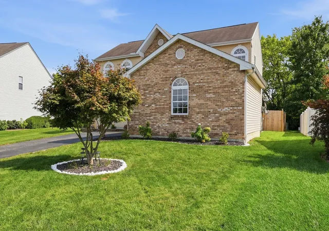 Photo 3 of Single family home for sale at 211 Cavanaugh Dr, Commercial Point, OH 43116 | MLS# 226034338 | Listing updated on 2026-09-14