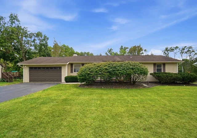 Photo 2 of Single family home for sale at 1280 Creekside Pl, Reynoldsburg, OH 43068 | MLS# 226034724 | Listing updated on 2026-09-22