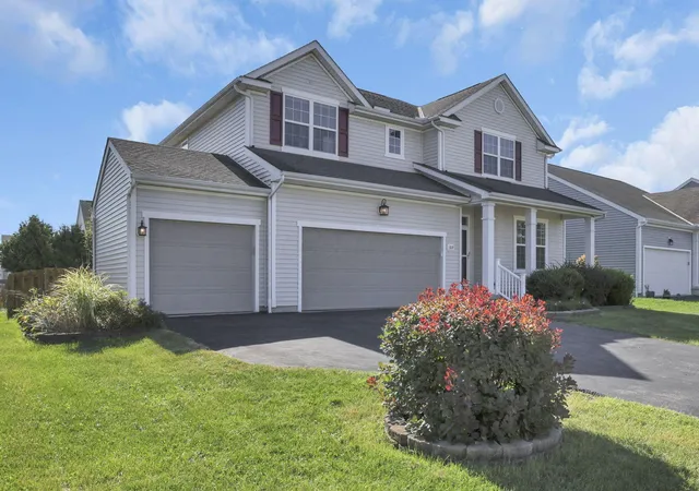 Photo 3 of Single family home for sale at 109 Addax Dr, Etna, OH 43062 | MLS# 226034309 | Listing updated on 2026-09-14