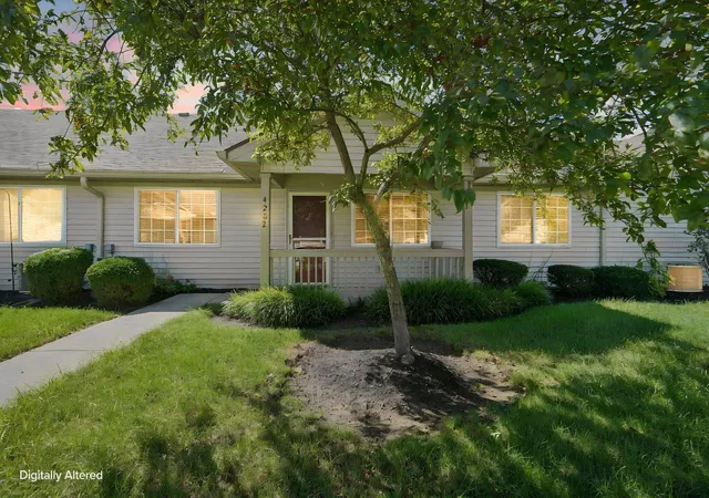 Photo 2 of Condo for sale at 4282 Wincove Dr, Groveport, OH 43125 | MLS# 226034388 | Listing updated on 2026-10-05