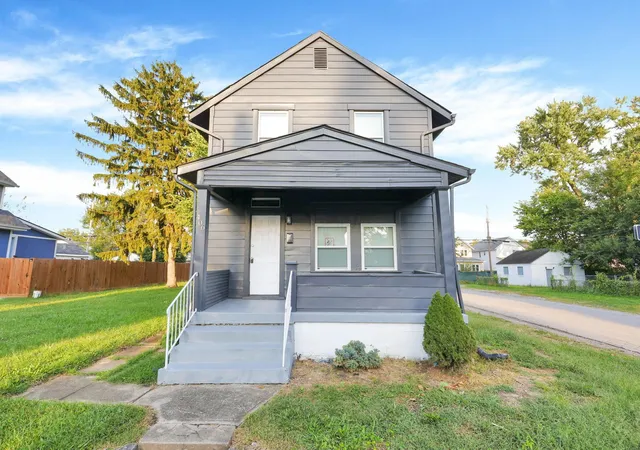 Single family home for sale at 406 S Warren Ave, Columbus, OH 43204 | MLS# 226034306