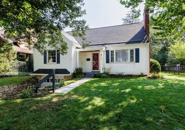 Photo 2 of Single family home for sale at 92 N Harding Rd, Columbus, OH 43209 | MLS# 226034446 | Listing updated on 2026-09-28