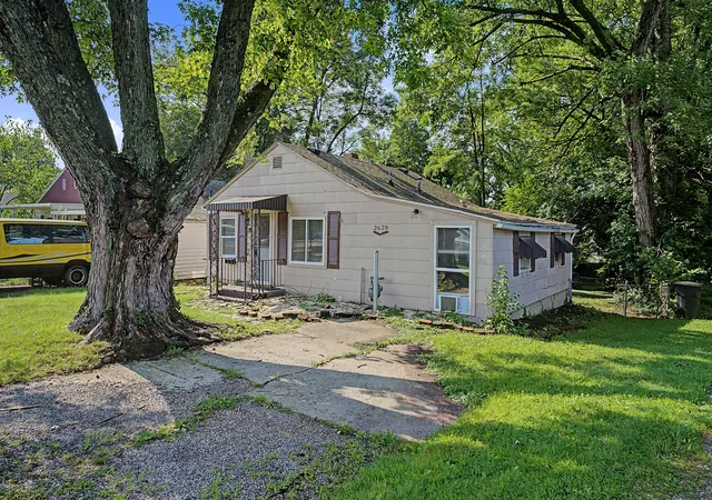 Photo 3 of Single family home for sale at 2629 Berger Ave, Springfield, OH 45503 | MLS# 226034321 | Listing updated on 2026-09-09