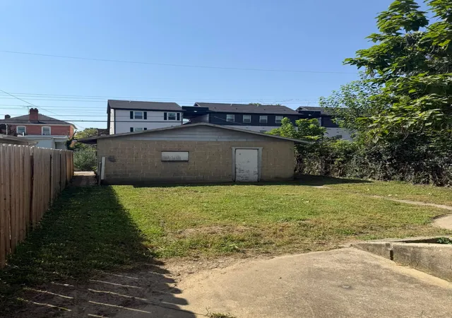 Photo 2 of House for sale at 1621 Harvard Ave, Columbus, OH 43203 | MLS# 226034366 | Listing updated on 2026-09-09