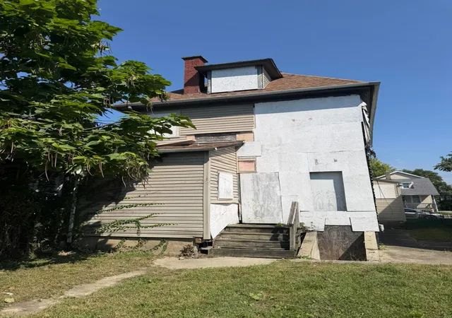 Photo 3 of House for sale at 1621 Harvard Ave, Columbus, OH 43203 | MLS# 226034366 | Listing updated on 2026-09-09
