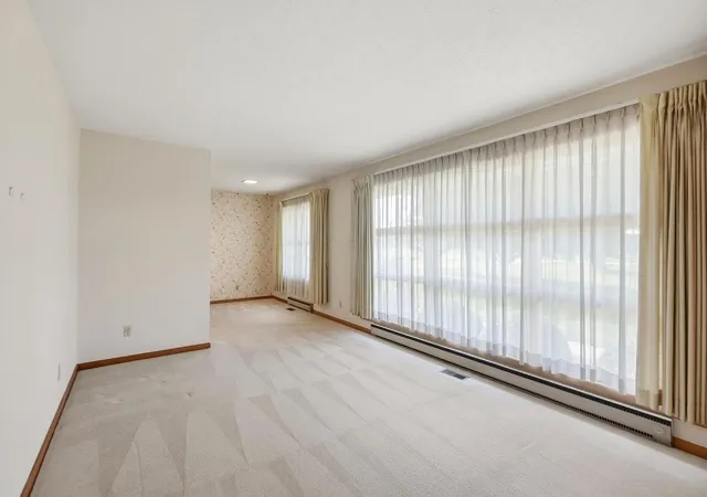 Photo 4 of Single family home for sale at 315 Simpson Rd, London, OH 43140 | MLS# 226034341 | Listing updated on 2026-09-25