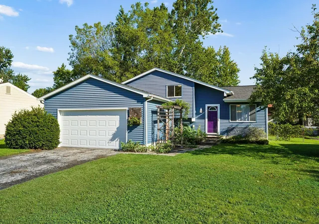 Photo 1 of Single family home for sale at 684 Ravenna Cir, Reynoldsburg, OH 43068 | MLS# 226035131 | Listing updated on 2026-09-22