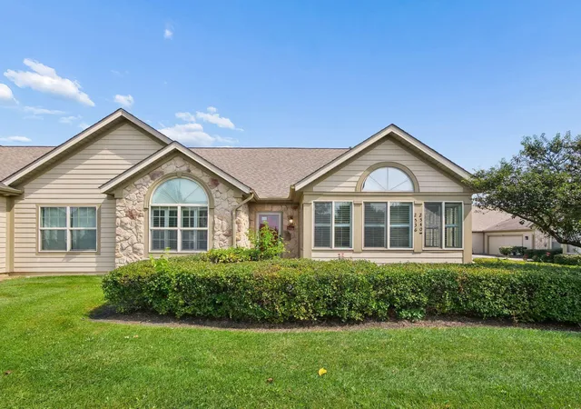 Photo 2 of Condo for sale at 2536 Landings Way #7, Grove City, OH 43123 | MLS# 226034554 | Listing updated on 2026-09-23