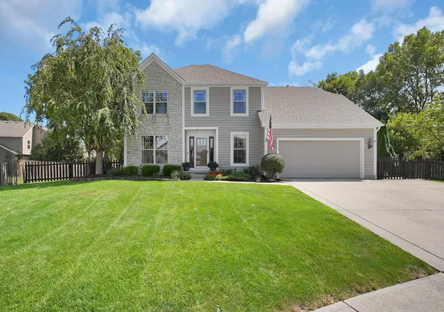 Photo 2 of Single family home for sale at 7152 Abbey Marie Ct, Dublin, OH 43017 | MLS# 226034434 | Listing updated on 2026-09-12