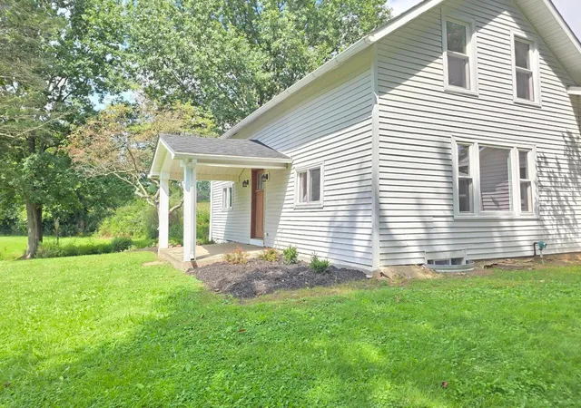 Photo 1 of Single family home for sale at 2953 Headleys Ml Rd Sw, Pataskala, OH 43062 | MLS# 226034385 | Listing updated on 2026-09-18