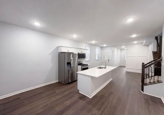Photo 1 of Single family home for sale at 513 S Champion Ave, Columbus, OH 43205 | MLS# 226034382 | Listing updated on 2026-09-24