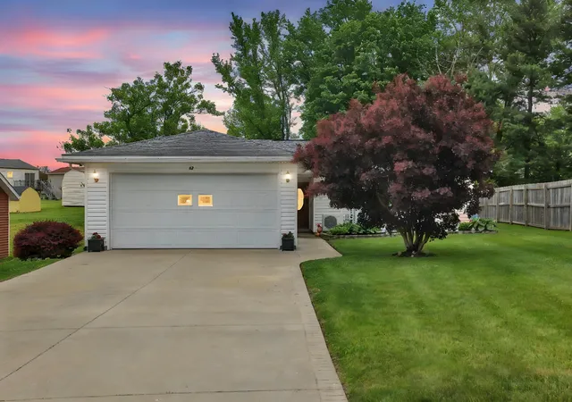 Photo 1 of Single family home for sale at 62 Brushwood Dr, Mansfield, OH 44907 | MLS# 226034396 | Listing updated on 2026-09-13