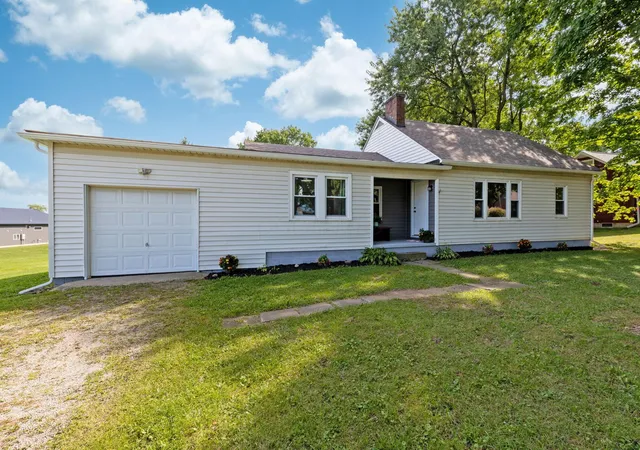 Photo 1 of Single family home for sale at 1135 Us Hwy 250 N, Ashland, OH 44805 | MLS# 226034477 | Listing updated on 2026-10-05