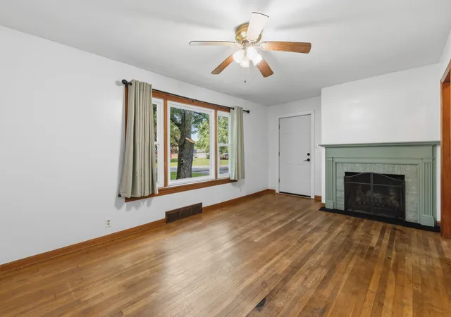 Photo 3 of Single family home for sale at 1135 US Hwy 250 N, Ashland, OH 44805 | MLS# 226034477 | Listing updated on 2026-10-05