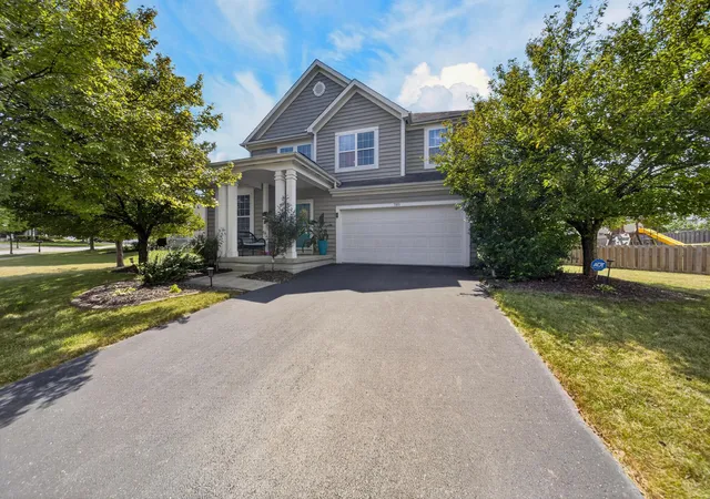 Photo 3 of Single family home for sale at 781 Collier Dr, Westerville, OH 43082 | MLS# 226034790 | Listing updated on 2026-10-03